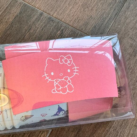 Hello Kitty & Friends Sanrio Hot Cups Set of 10 Cups with Lids Sleeves Hearts - Picture 4 of 12